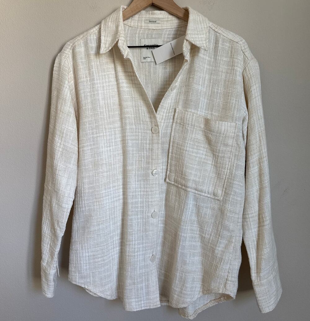 NWT Abercrombie & Fitch Womens Oversized Tweed Button Up Shirt Size Small Cream